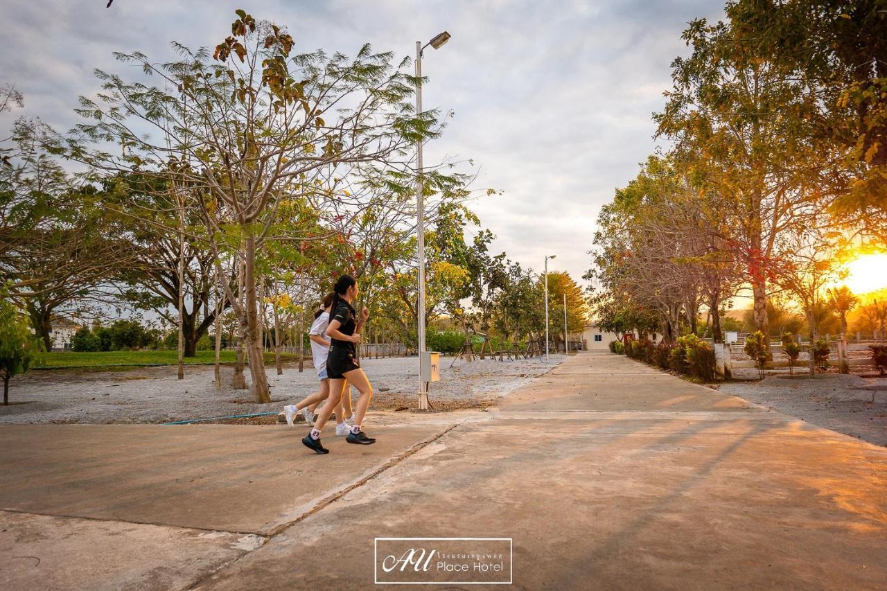 Au Place Hotel Loei Buitenkant foto