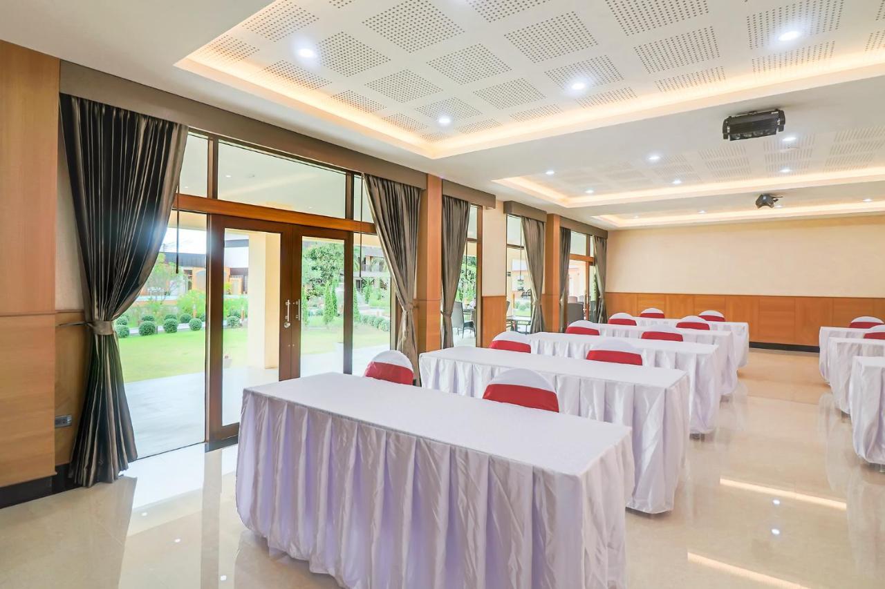 Au Place Hotel Loei Buitenkant foto
