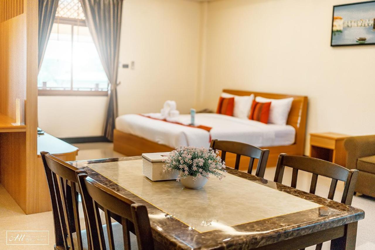 Au Place Hotel Loei Buitenkant foto