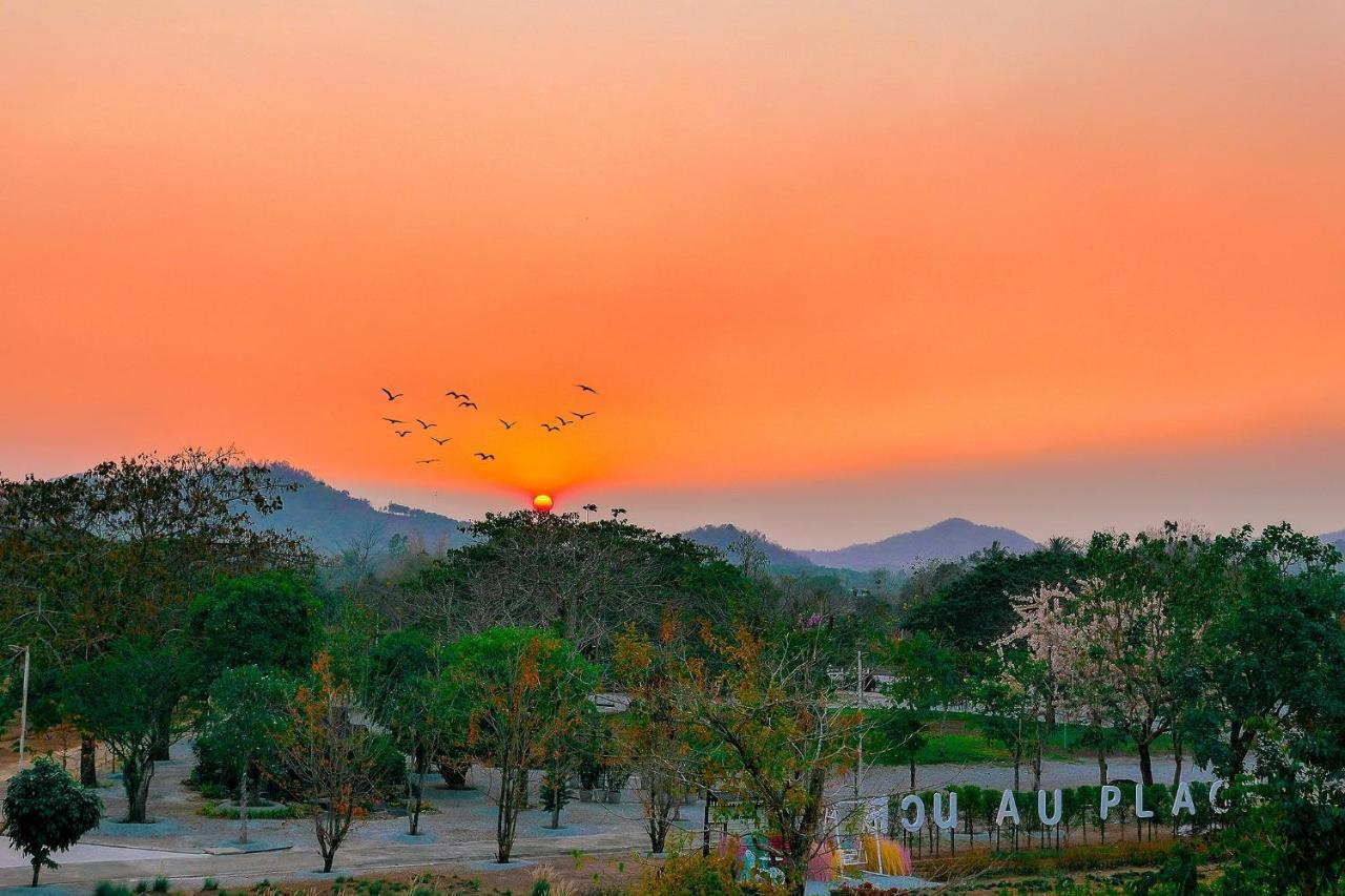 Au Place Hotel Loei Buitenkant foto